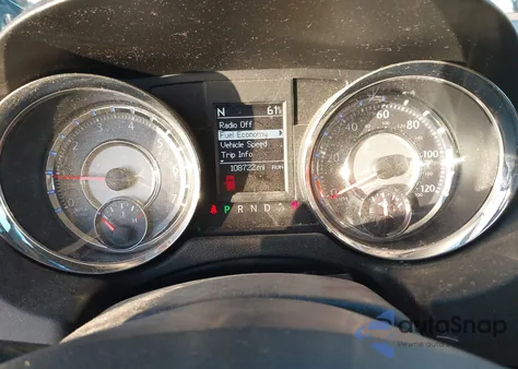 2013 Chrysler Town & Country Touring z USA, uszkodzony, nr VIN 2C4RC1BG5DR647519